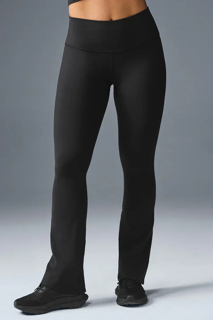 High-Waist Bootcut Legging